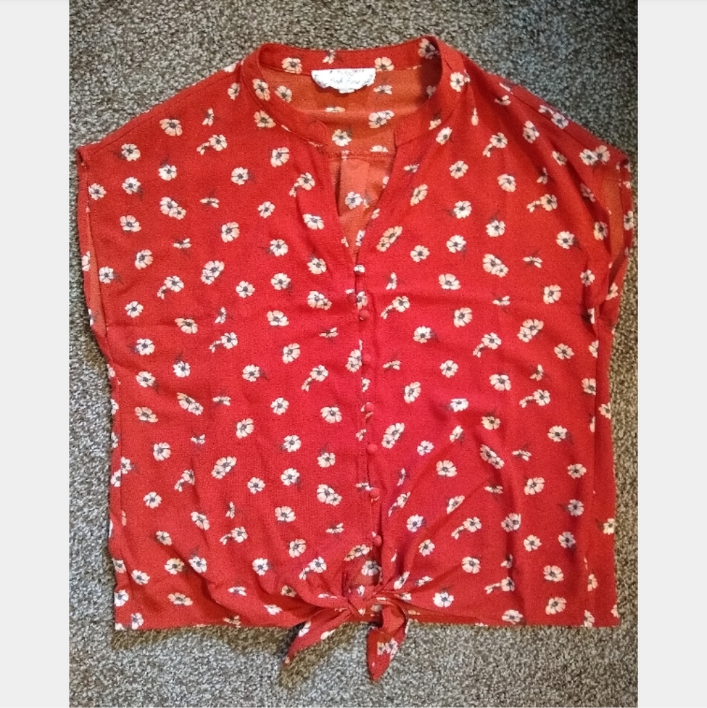 Tie-front top